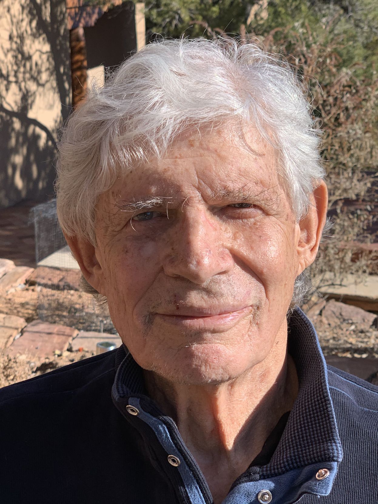 Headshot Stuart Kauffman